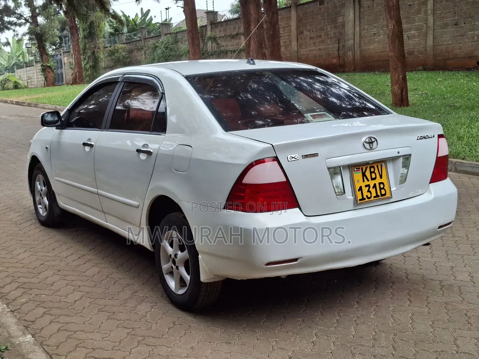 Toyota Corolla 2005 White
