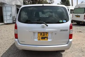 Toyota Succeed 2019 Silver