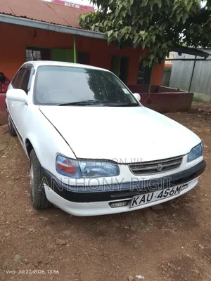 Toyota Corolla 1998 White