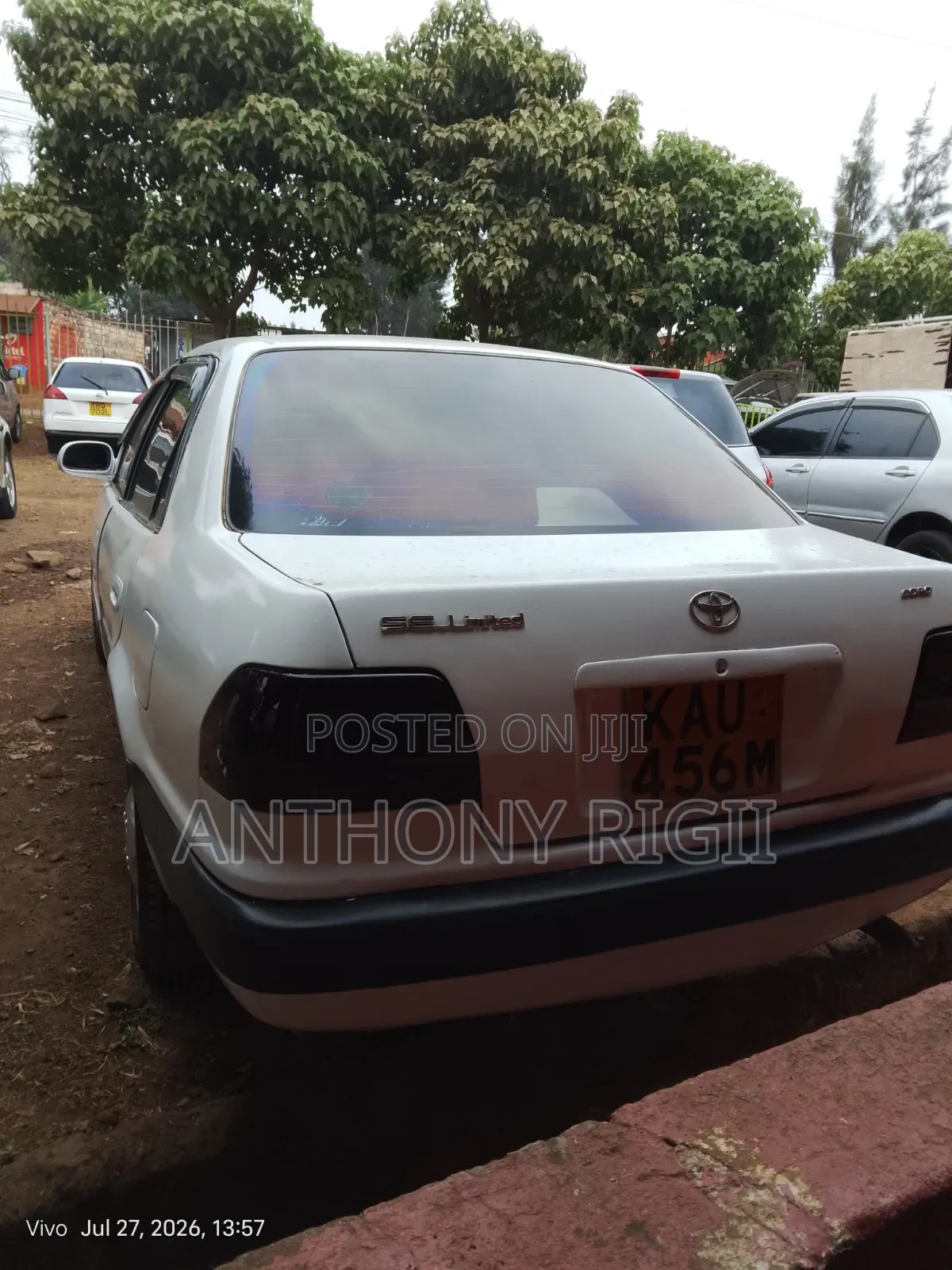 Toyota Corolla 1998 White