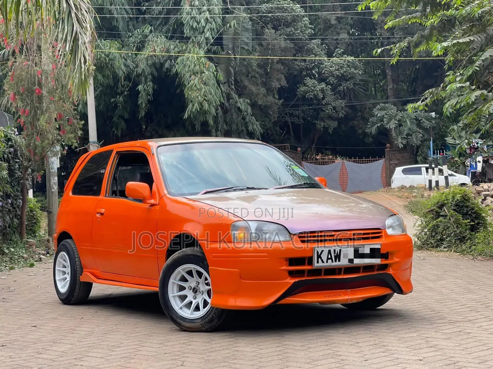Toyota Starlet 1997 Orange
