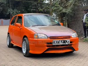Toyota Starlet 1997 Orange