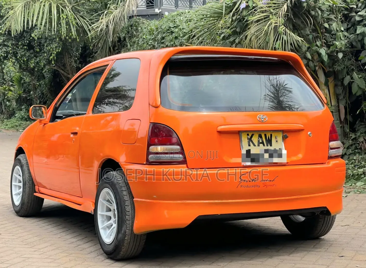 Toyota Starlet 1997 Orange