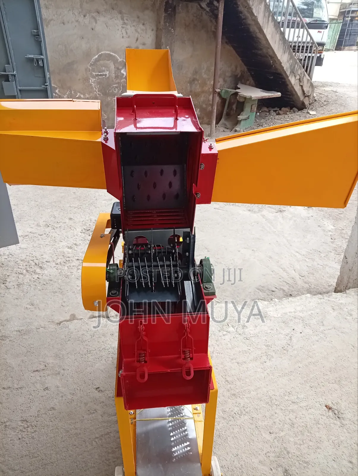 Multipurpose Engine Driven Chaff Cutter With a 7.5Hp Engine/ Motor