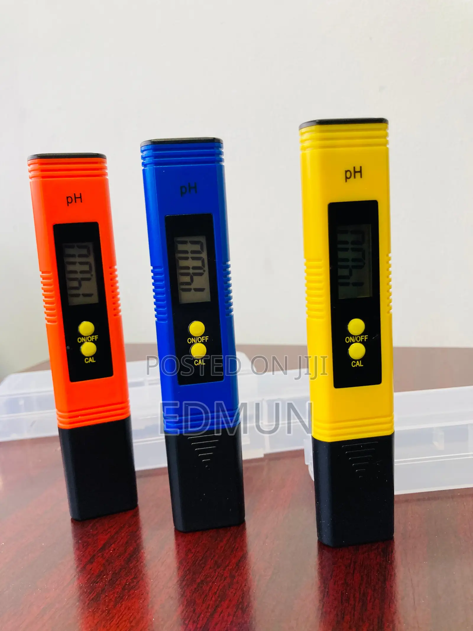 Portable Water Quality Tester for Aquarium, Pool Laboratory