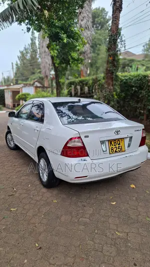 Toyota Corolla 2004 White