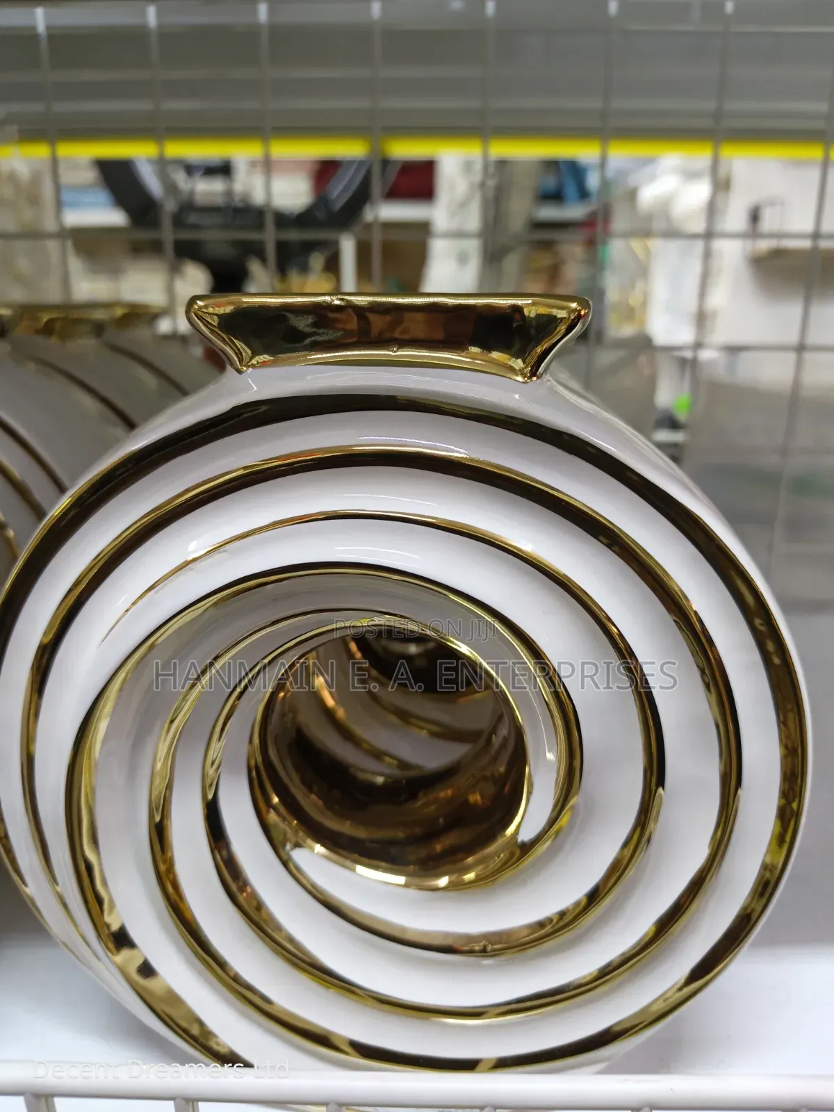 Elegant Quality Ceramic Flower Vase