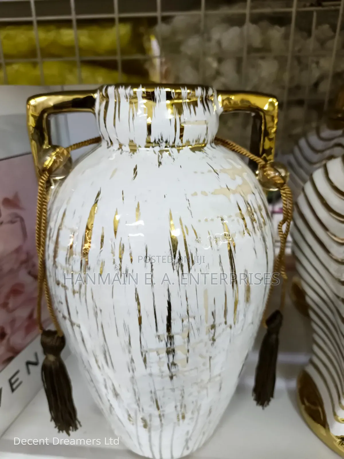 Elegant Quality Ceramic Flower Vase