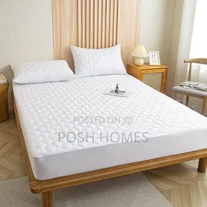 Quilted Waterproof Mattress Protector*
 *Use:* Hotel,hospital,house