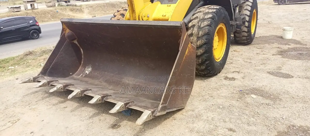 SDLG Wheel Loader 3 Tonnes