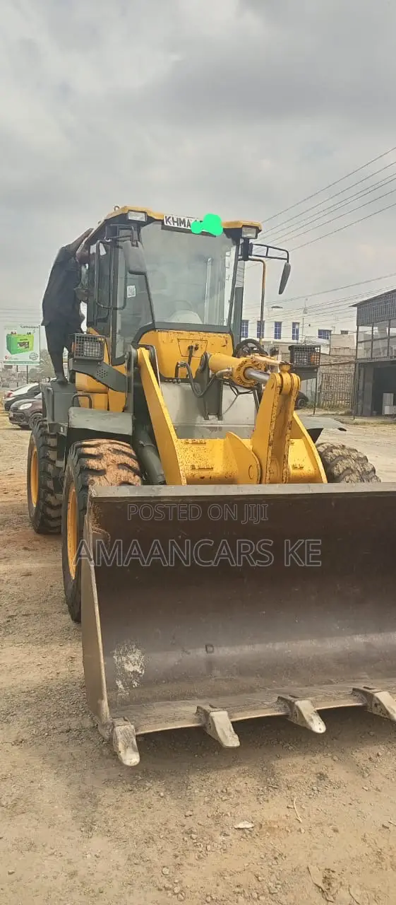 SDLG Wheel Loader 3 Tonnes