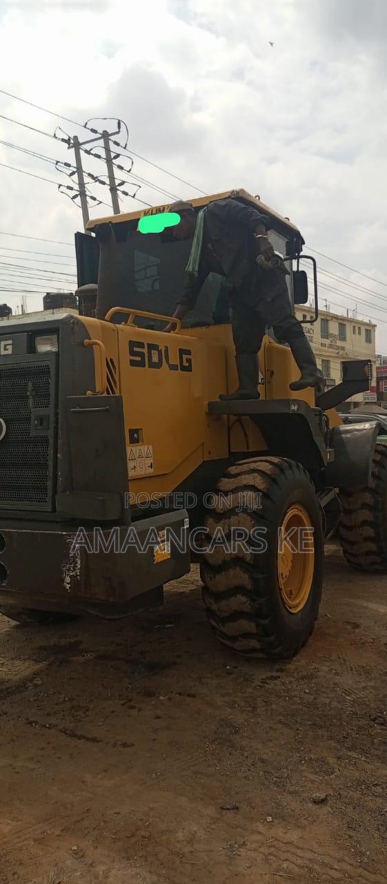 SDLG Wheel Loader 3 Tonnes - thumbnail 10