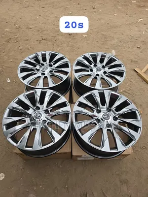 Toyota Landcruiser V8 Size 20inch Rims