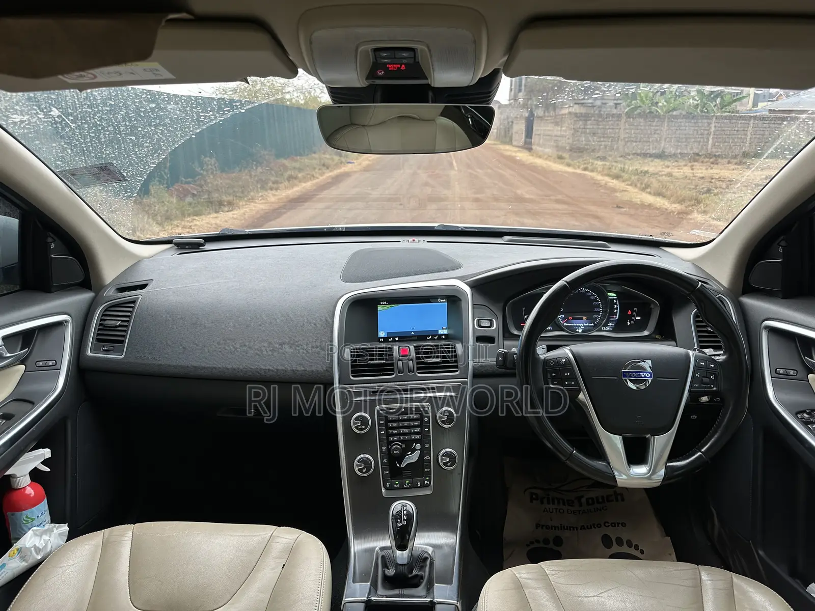 Volvo XC60 2016 White