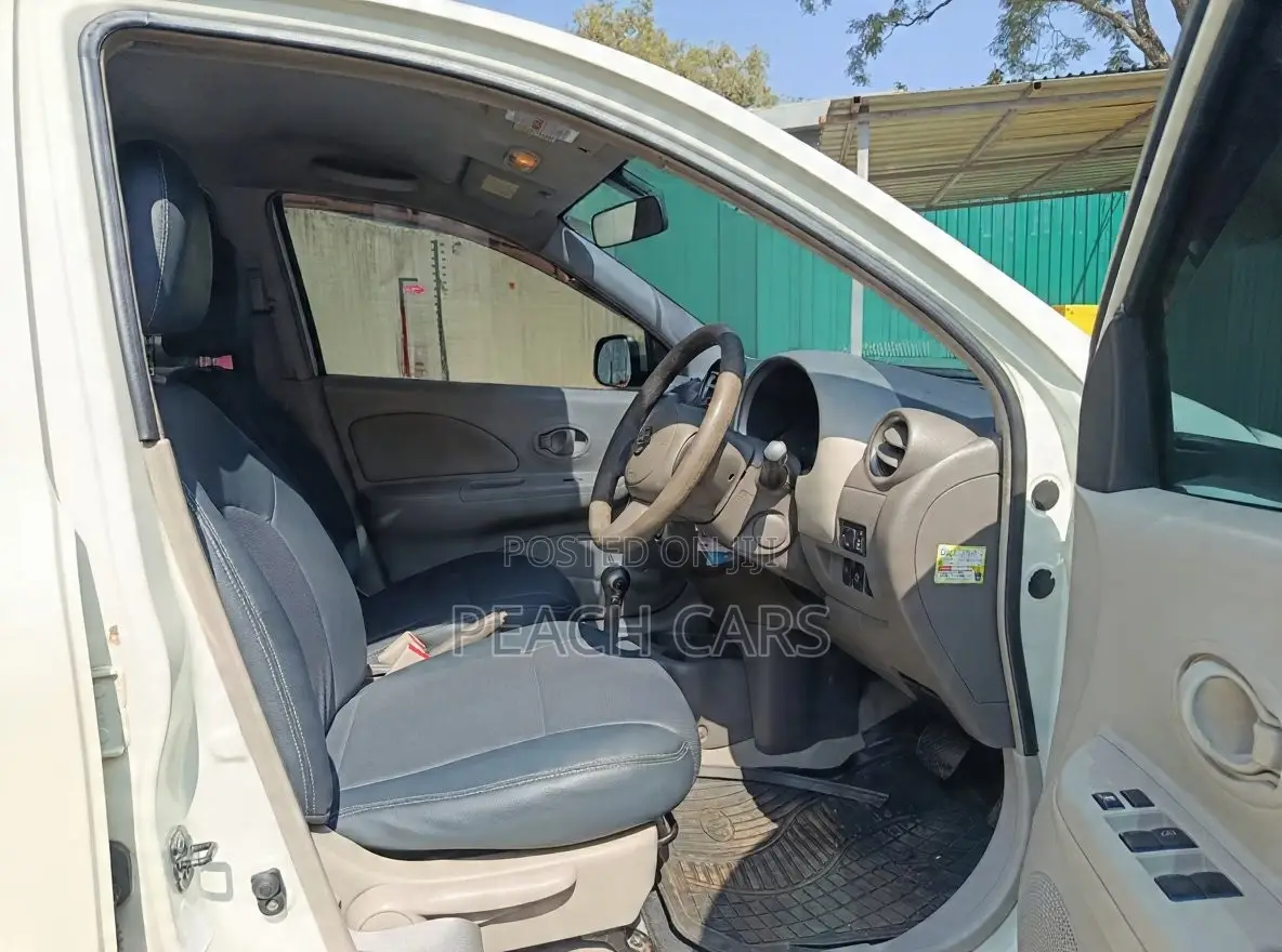 Nissan March 2012 Pearl