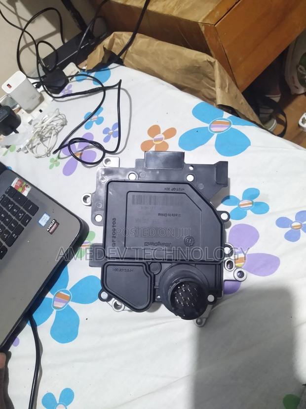 Audi Multitronic CVT Transmission Control Unit (TCU / TCM) - main view