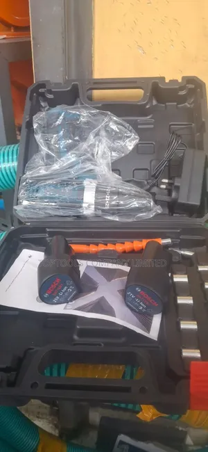 Bosch 21volts Drill With 2batteries