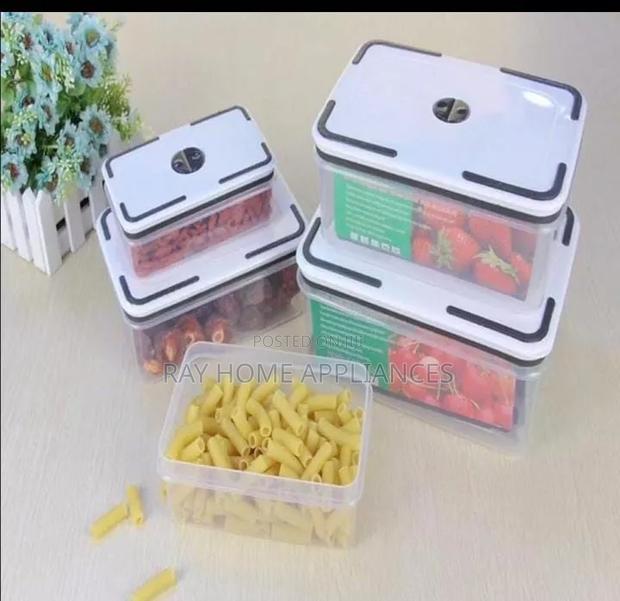 5 in 1 Fridge Containers With Freezer Free Lid Size 2900ml 450ml