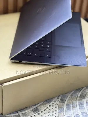 Laptop Dell Precision 5550 16GB Intel Core i7 SSD 512GB