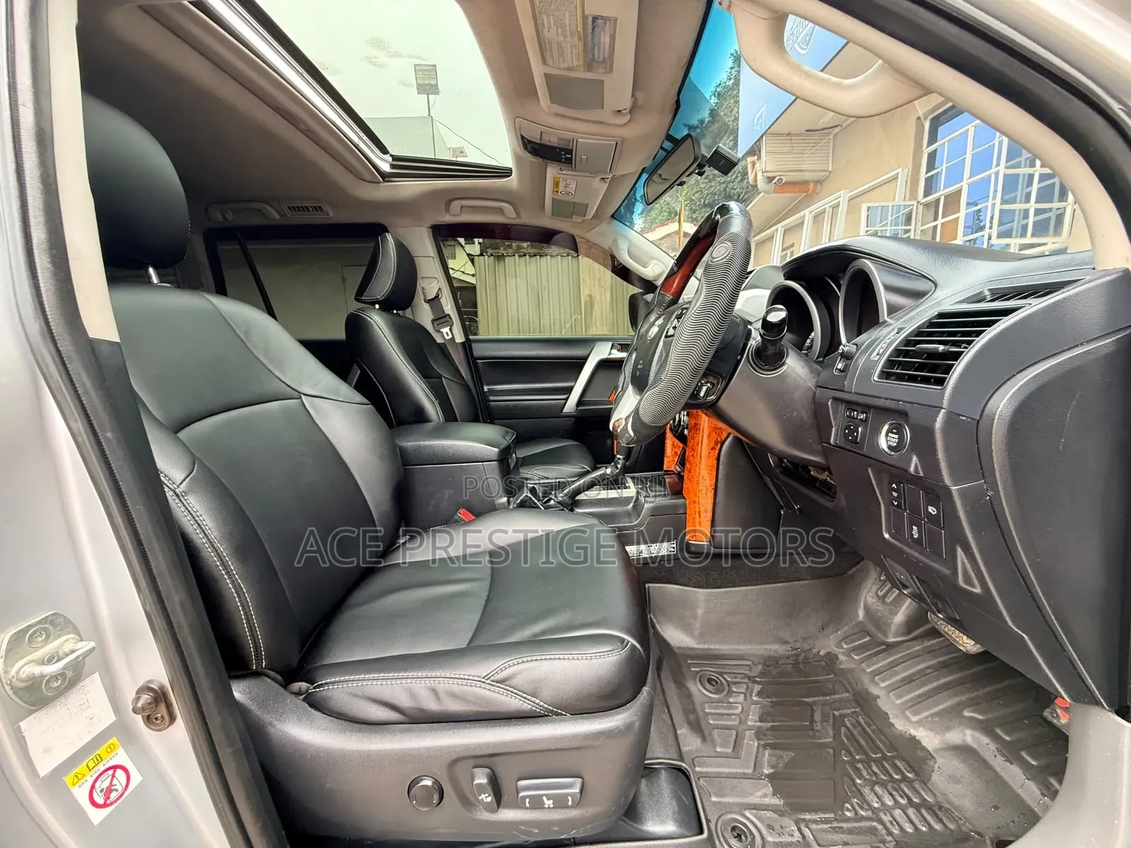 Toyota Land Cruiser Prado 2017 Silver