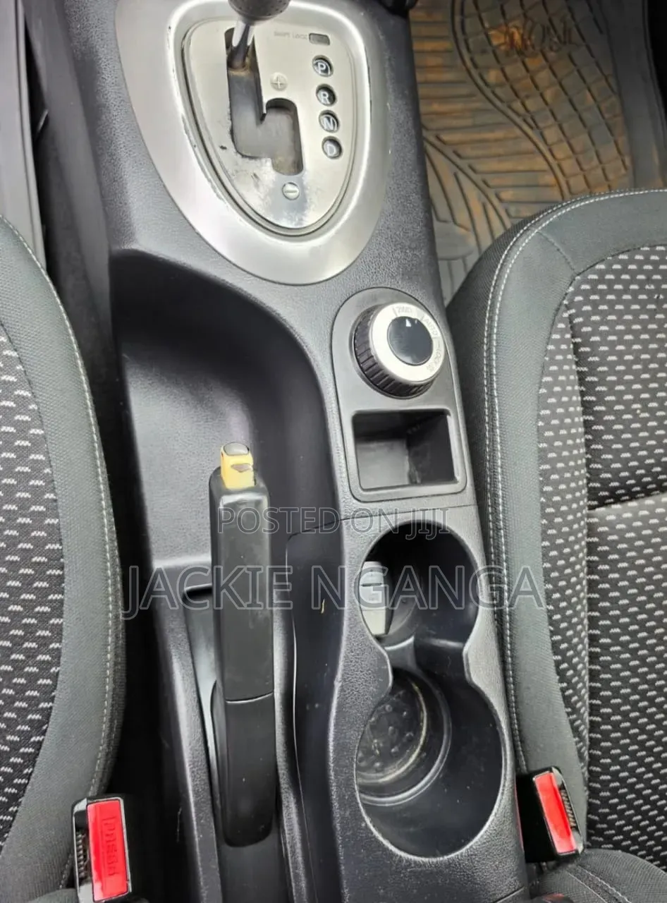 Nissan Dualis 2011 Black