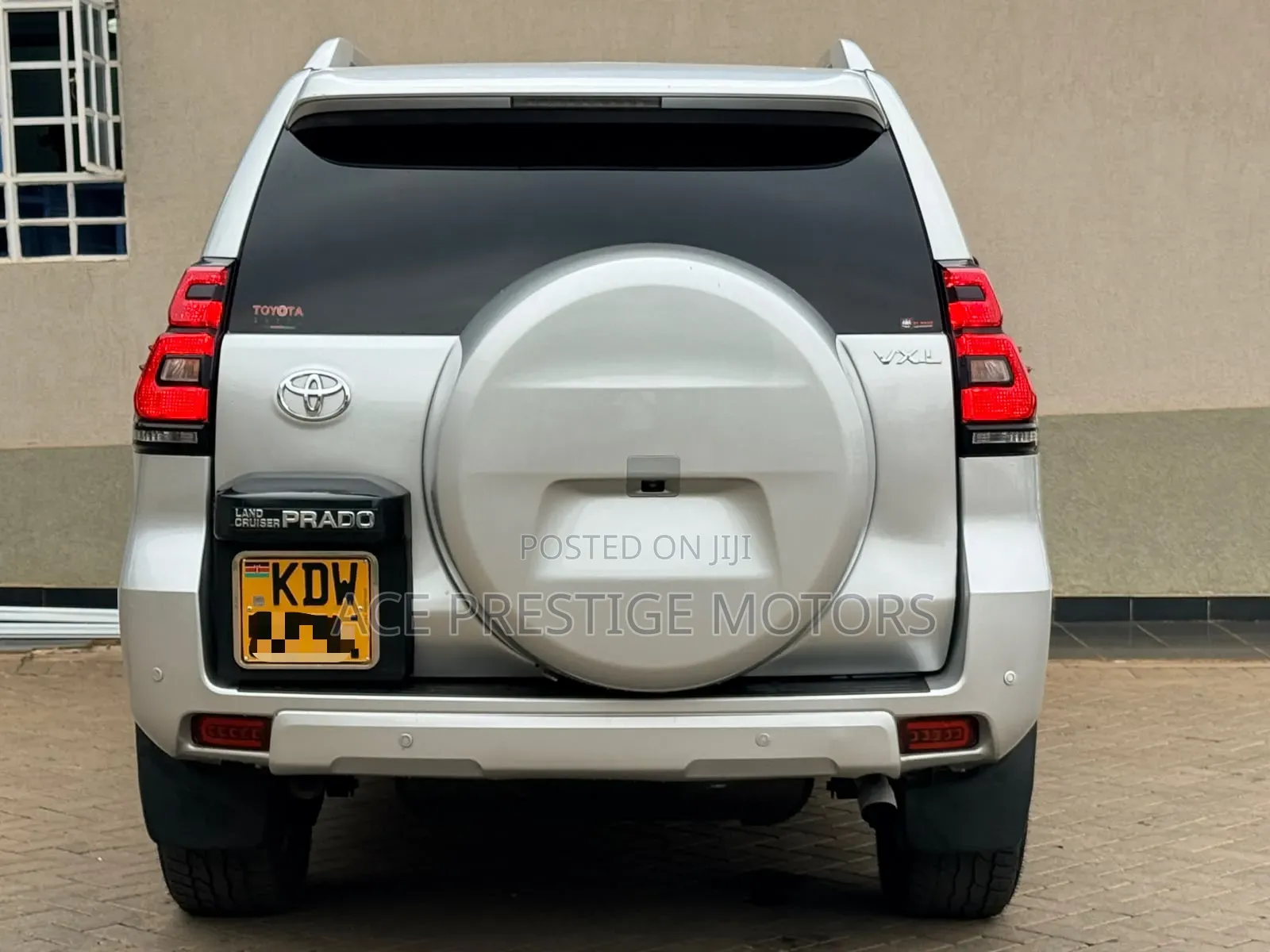 Toyota Land Cruiser Prado 2017 Silver
