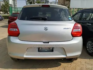 Suzuki Swift 2020 Silver