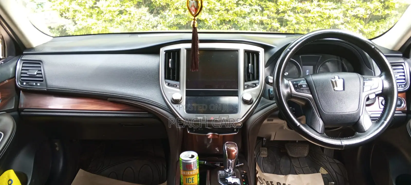 Toyota Crown 2015 Black