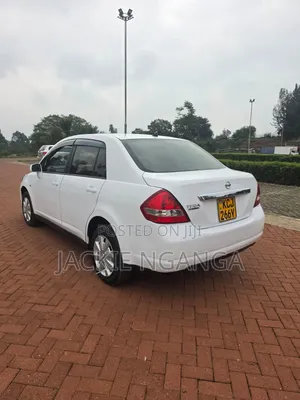 Nissan Tiida 2011 White