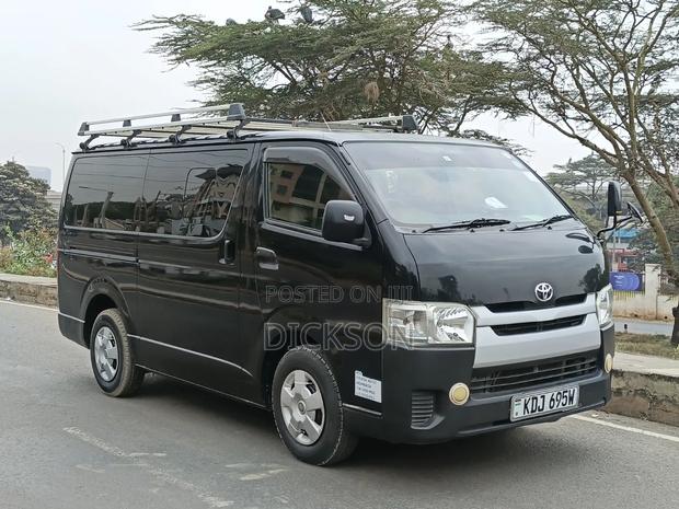 Toyota HiAce 2015 Black - thumbnail 3