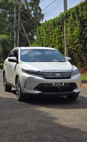 Toyota Harrier 2019 White