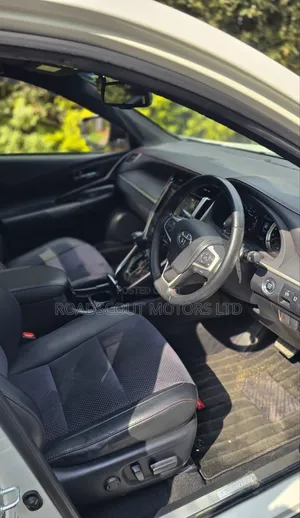 Toyota Harrier 2019 White