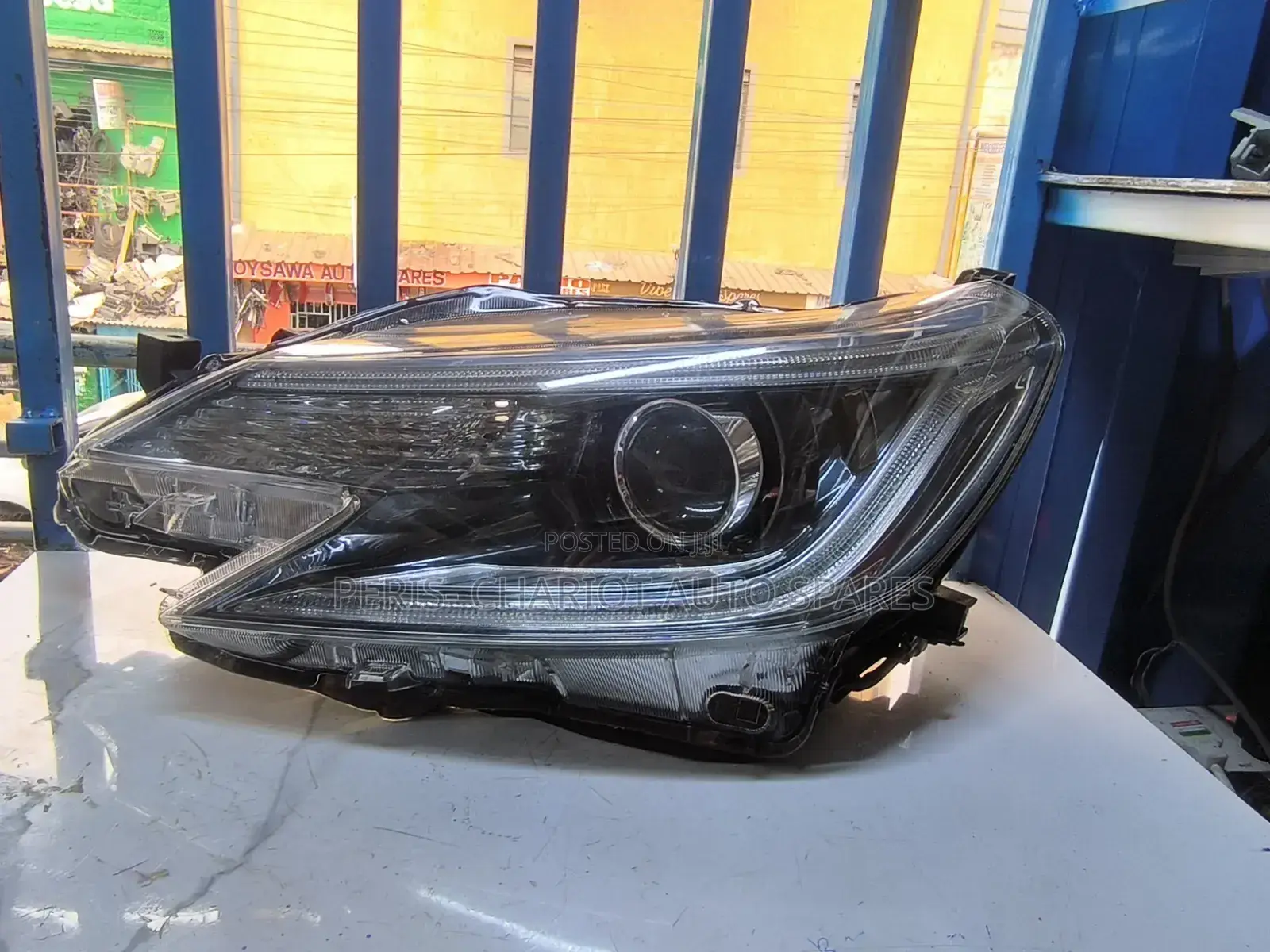 Mark X 2015 Xenon Headlights