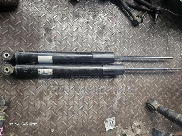 Rear Shocks Honda Vezel