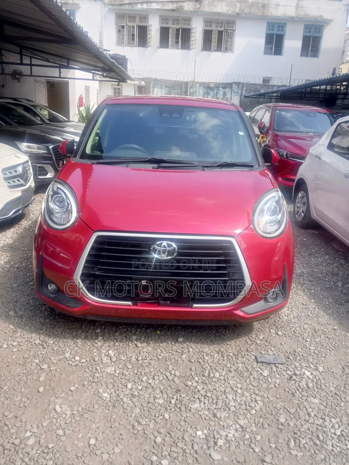 Toyota Passo 2015 Maroon