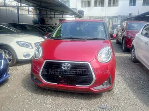 Toyota Passo 2015 Maroon