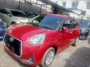 Toyota Passo 2015 Maroon