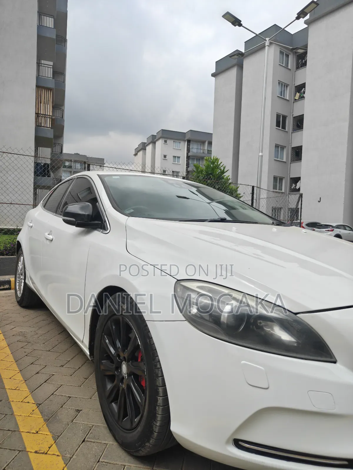 Volvo V40 2016 White