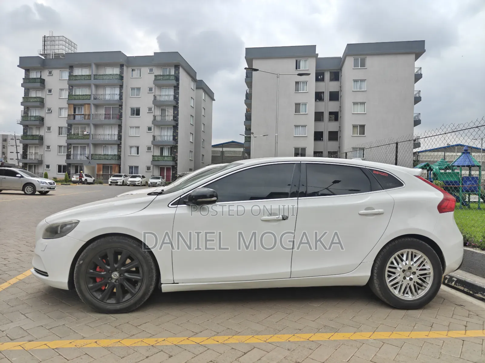 Volvo V40 2016 White