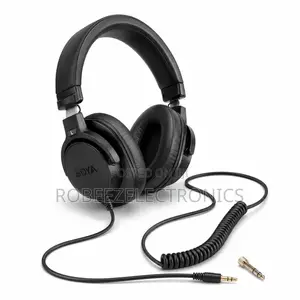 Boya BY-HP3 Professional Over-Ear Monitoring Headphones (Black)