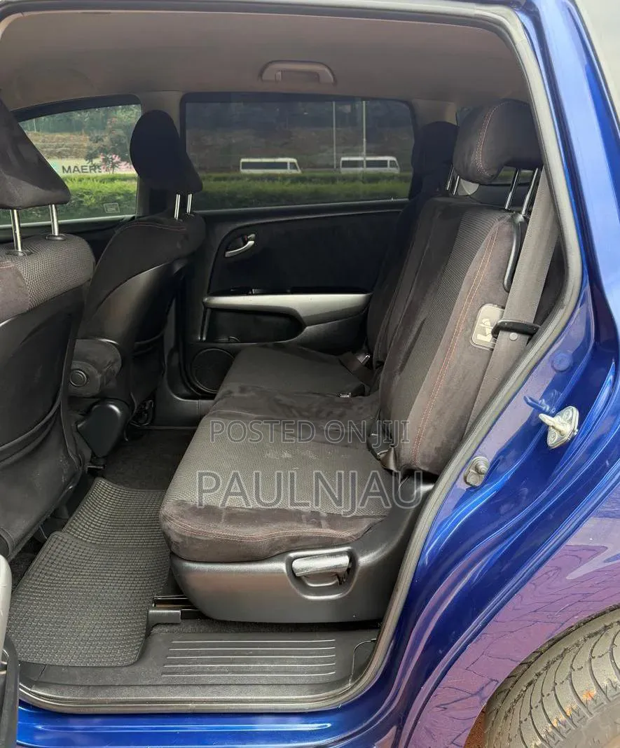 Honda Stream 2010 Blue