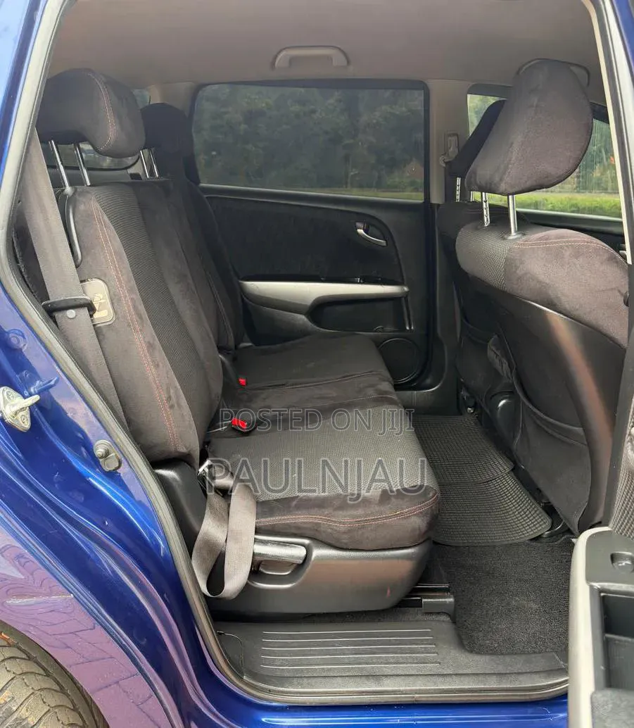 Honda Stream 2010 Blue