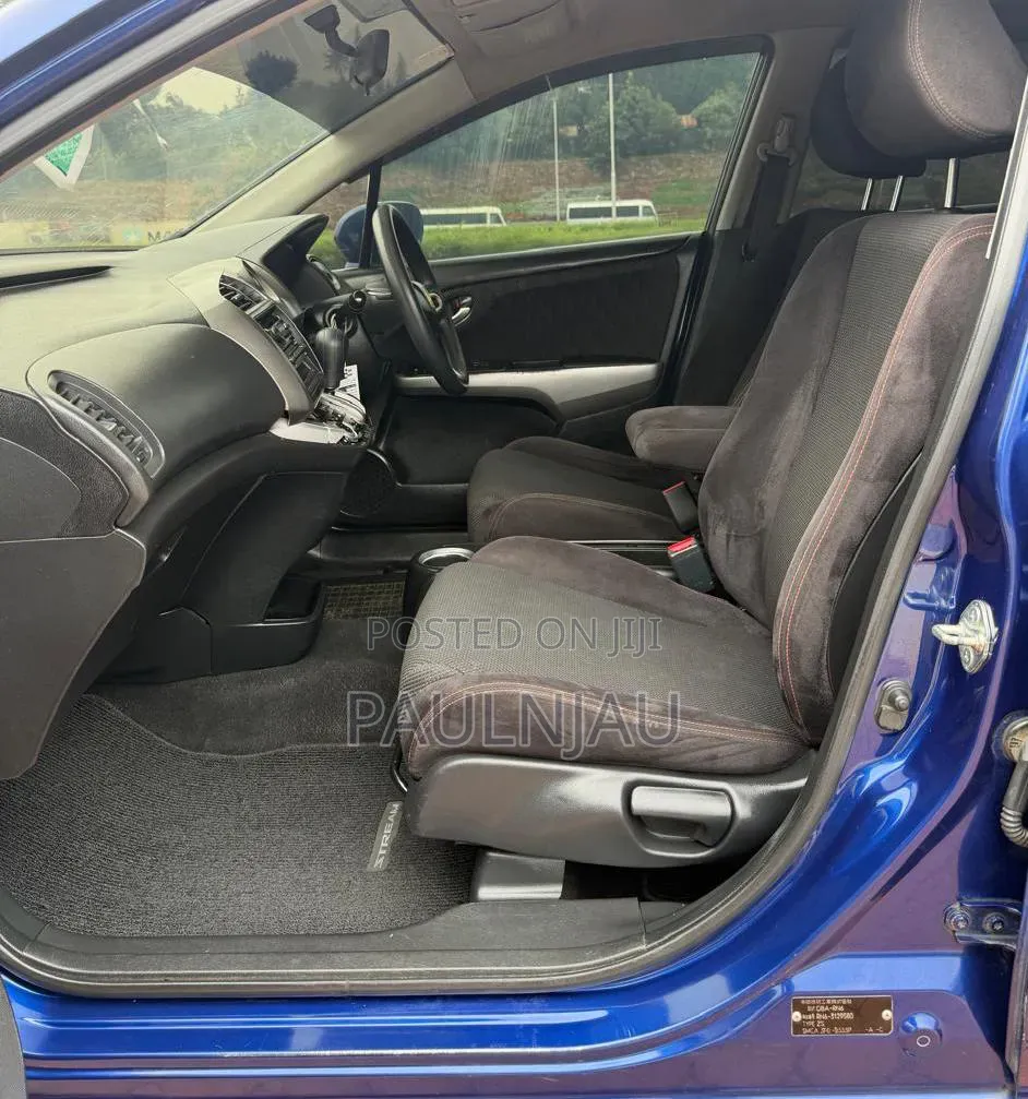 Honda Stream 2010 Blue