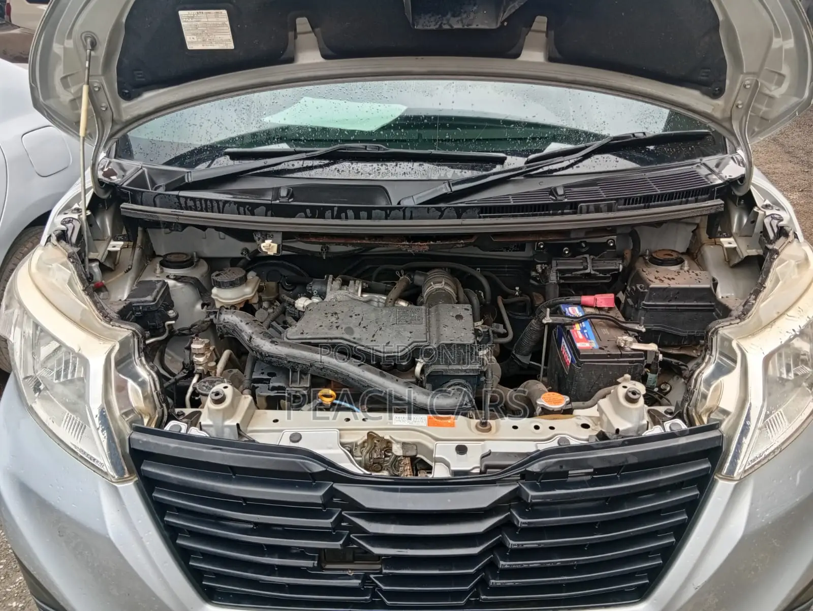 Toyota Roomy 2017 Silver