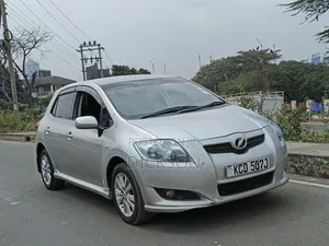 Toyota Auris 2009 Silver