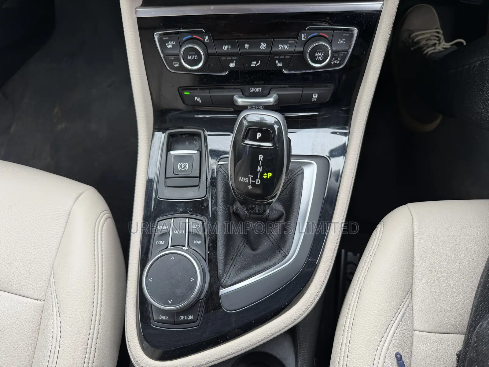 BMW 218i 2019 Red
