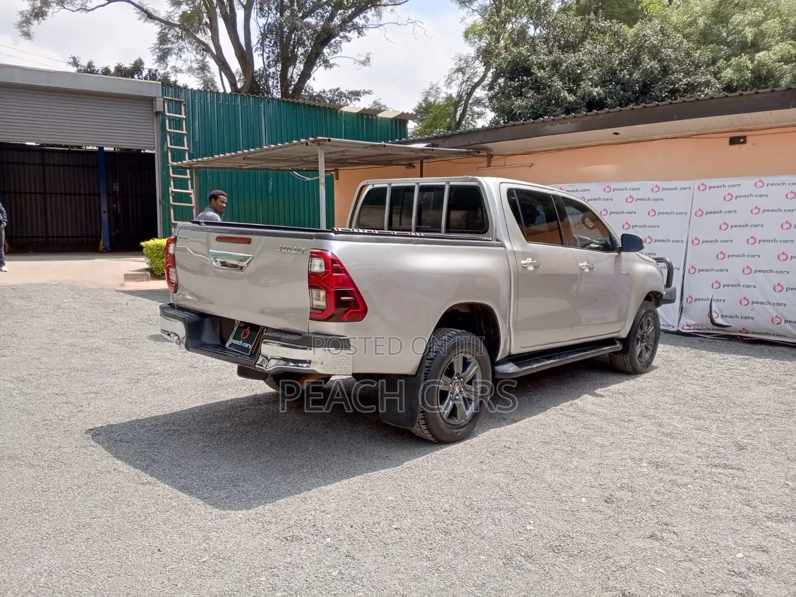 Toyota Hilux 2021 Silver