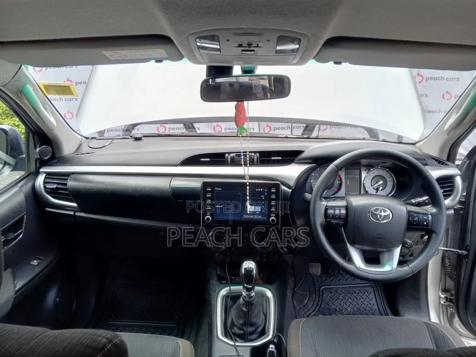 Toyota Hilux 2021 Silver