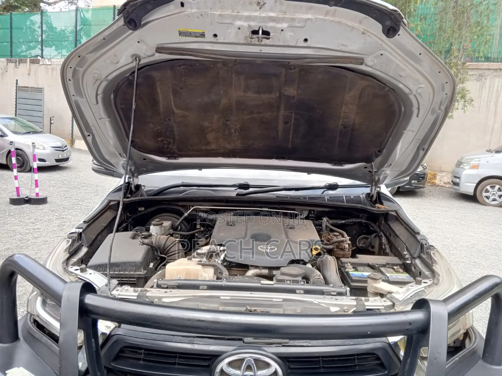 Toyota Hilux 2021 Silver
