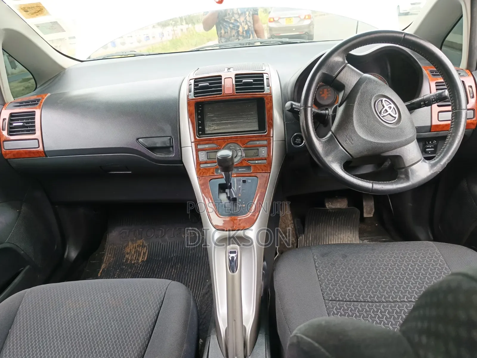 Toyota Auris 2009 Silver